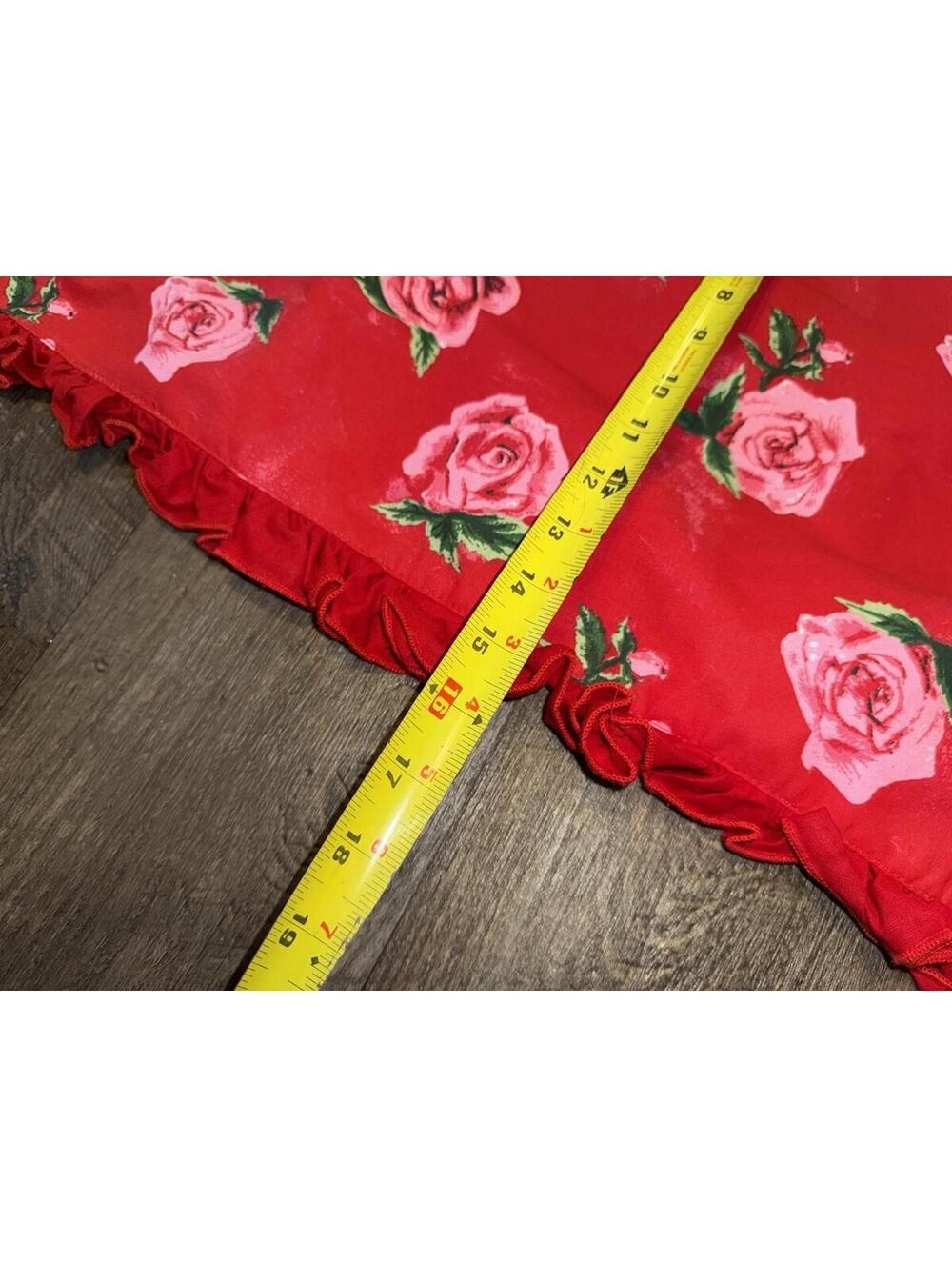 Threshold 72"x14" Roses Reversible Table Runner Red Stripes Ruffle Decor - Picture 7 of 7